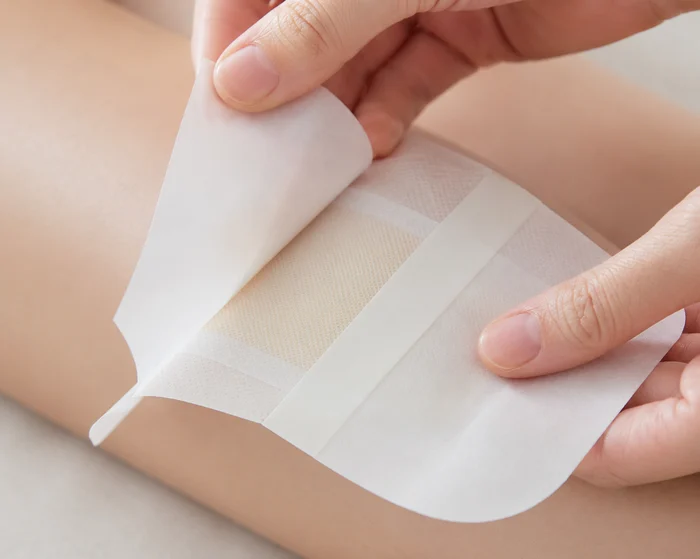옆구리 부위 저온화상과 회복 과정 관련 이미지