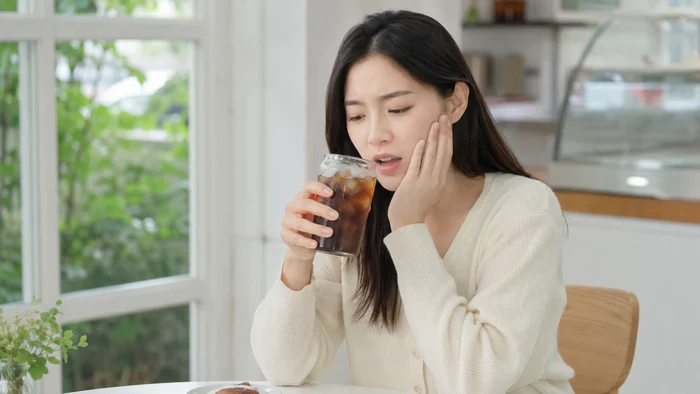 스케일링을 미루면 잇몸에 생길 수 있는 변화