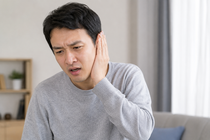 한쪽 귀가 갑자기 안 들릴 때, 돌발성 난청 원인과 치료 전 체크포인트